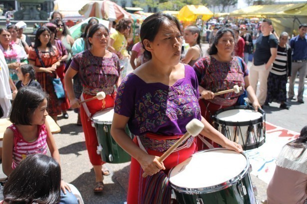 Grupo de Mujeres de la Batucada Ixil