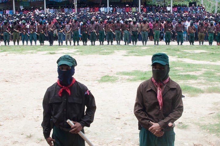El EZLN y los Pueblos Zapatistas (Foto: Articulación de Medios Libres en la Caravana por Galeano)